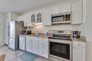 Coffee/tea maker, fridge, microwave, oven - Seaview 7: 2Bedroom Oceanview Condo in Kure Beach (Kure Beach)