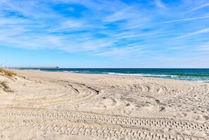 On the beach - Seaview 6&7: 3 Bedroom Duplex in Kure Beach (Kure Beach)