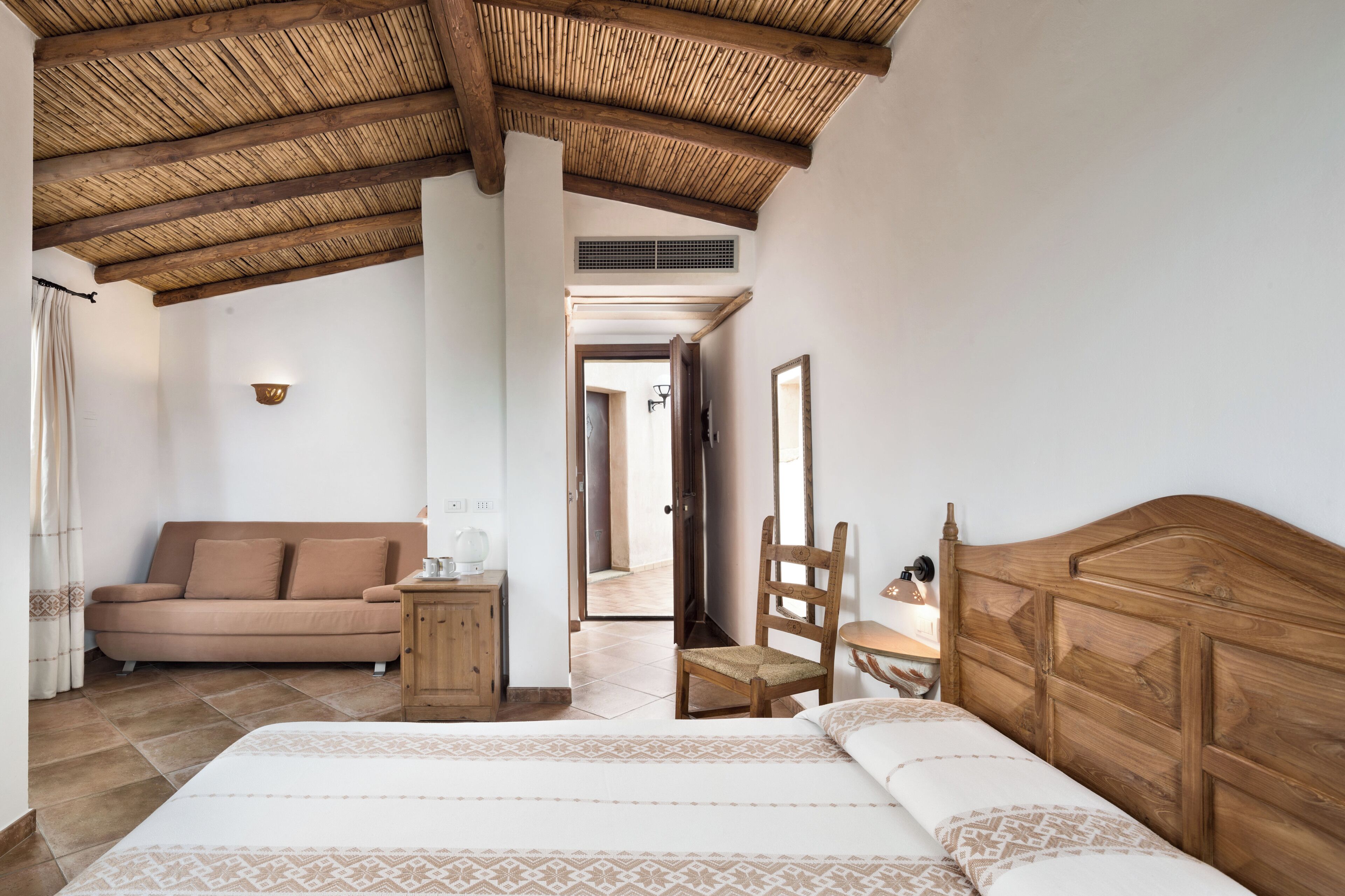 In-room safe, desk, soundproofing, cribs/infant beds