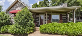 Uncle Pete`s Cabin ~ Rockhaven