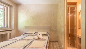 1 bedroom, desk, WiFi, bed sheets - La Casina - Pian de` Valli (Pian De` Valli)