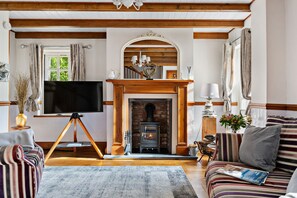 Smart-TV og stereoanlegg