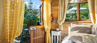 Poldhu -  Pet Friendly - Free parking and WiFi