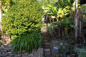 Property grounds - Poldhu -  Pet Friendly - Free parking and WiFi (Buryas Bridge)