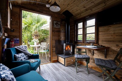 Pedney - Free Parking and WiFi - Pet Allowed - Fireplace