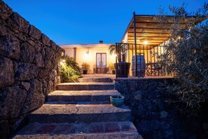 Exterior - 
Etna and seascape, stylish, elegant (Acireale)