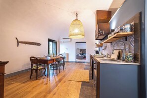 Dining - 
Etna and seascape, stylish, elegant (Acireale)