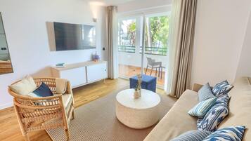 Iron/ironing board, free WiFi