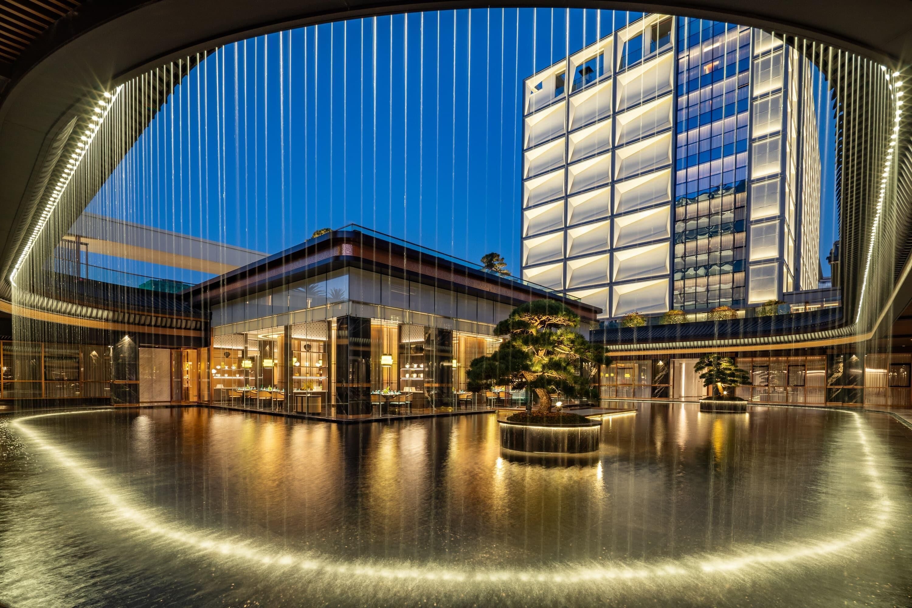 المنشأة من الخارج