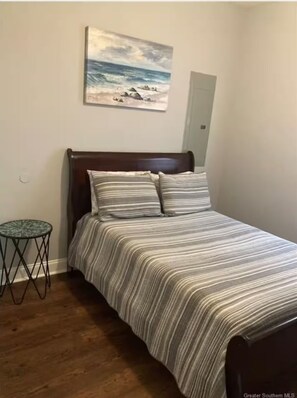 3 bedrooms, WiFi, bed sheets