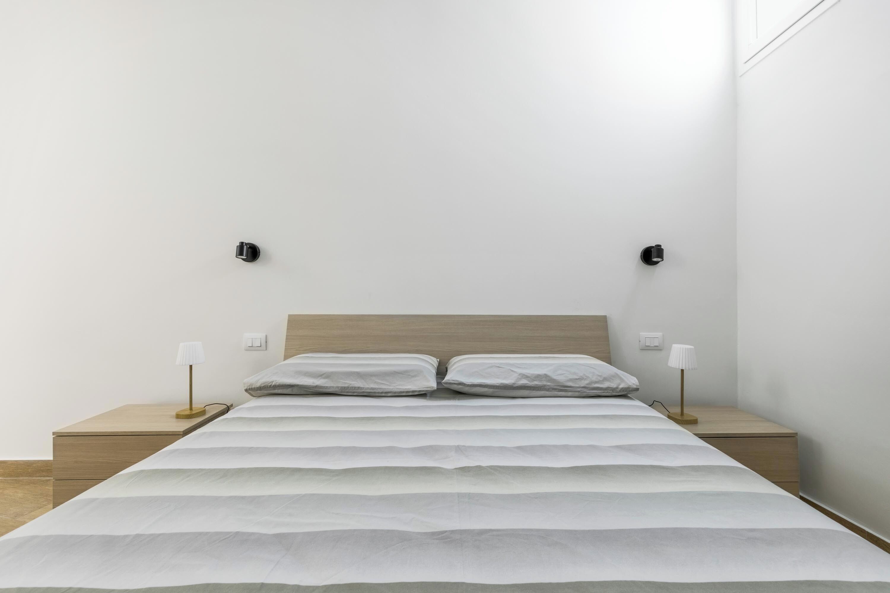 1 soverom, internettilgang og sengetøy