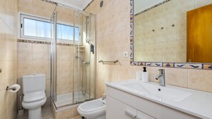 Hair dryer, towels - Refúgio Luminoso T3 em Vilamoura by LovelyStay (Quarteira)