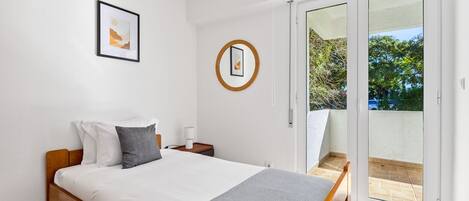 Strykejern/-brett, wi-fi (inkludert) og sengetøy