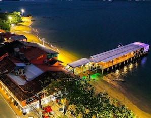 Uklassifisert bilde, 2 av 27, knapp