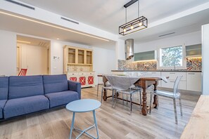 Smart TV, table football, ping pong, books - Apartment for families and groups - 10 minutes from Assisi (Bastia Umbra)