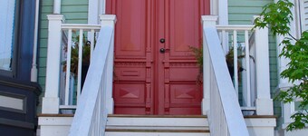 Serene 2-bedroom condo steps from Forsyth Park in charming Savannah