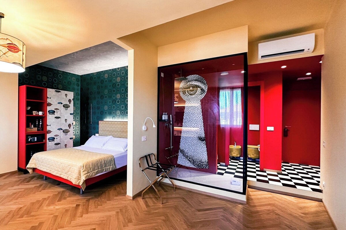 Luxury Room, City View | In-room safe, soundproofing, iron/ironing board (on request)