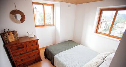 Cozy house with magnificent views over the River Zêzere.