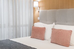 3 bedrooms, free WiFi, bed sheets - Riberia Social Living for 8 (Oporto)