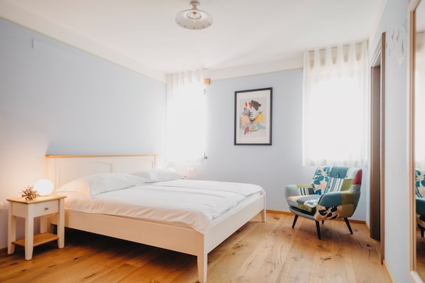 Standard dubbelrum | Skrivbord, gratis wi-fi och sängkläder