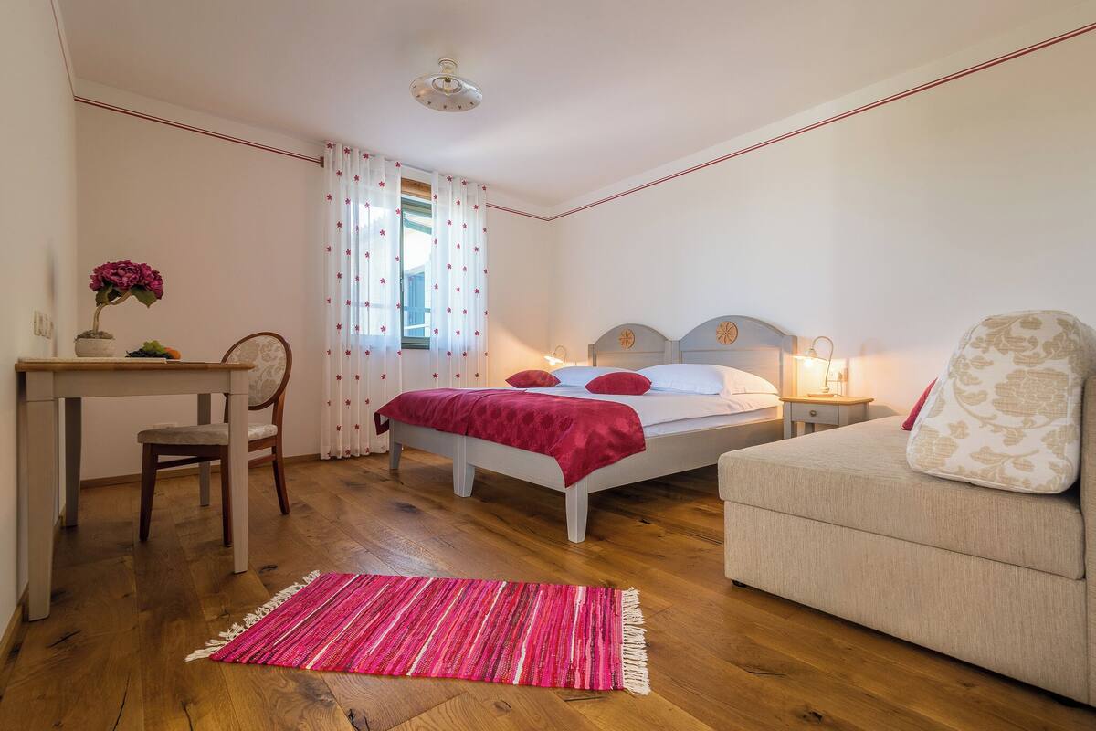 Comfort Double or Twin Room