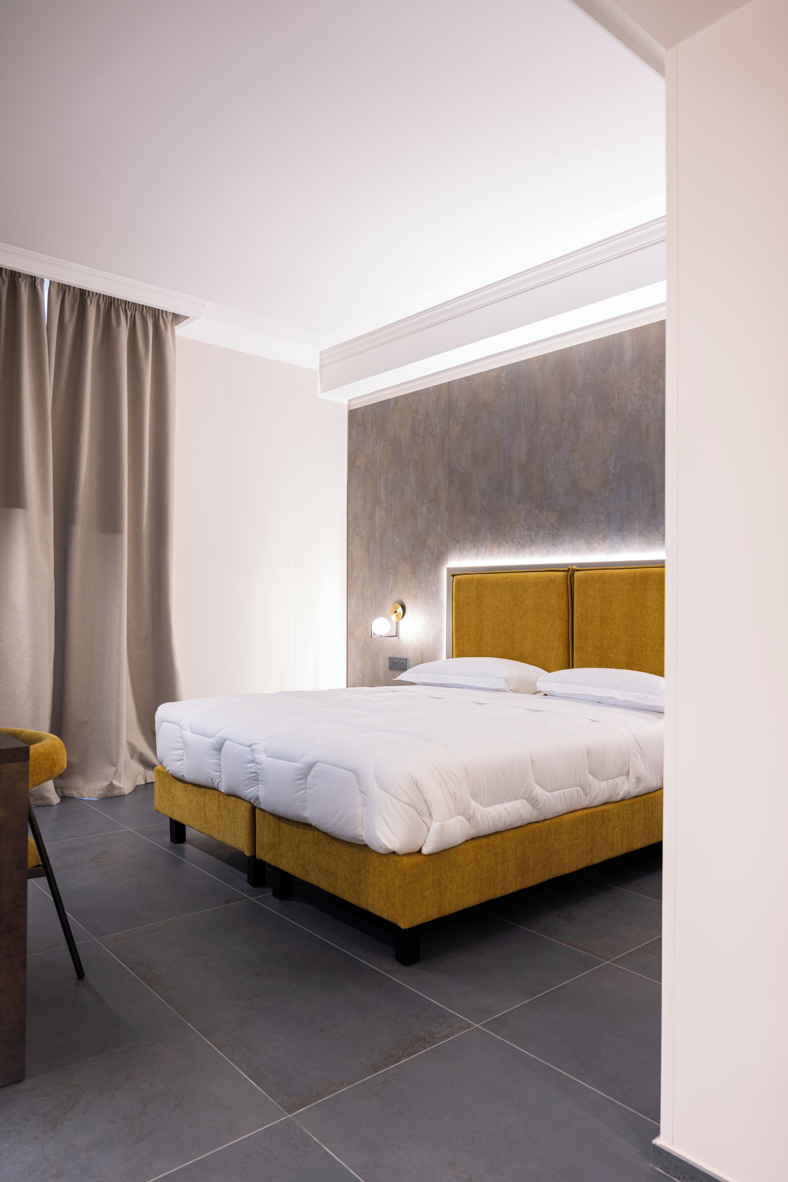 In-room safe, desk, free WiFi, bed sheets