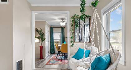 Cozy Oshkosh Home Minutes from UW, EAA & Downtown