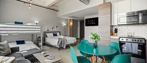 Desk, iron/ironing board, travel cot, WiFi