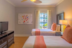 Iron/ironing board, free WiFi - The Fountains (Orlando)