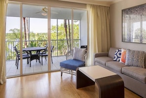 Living area - The Fountains (Orlando)