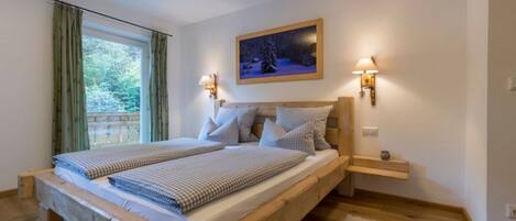 Apartment | 2 bedrooms, individually furnished