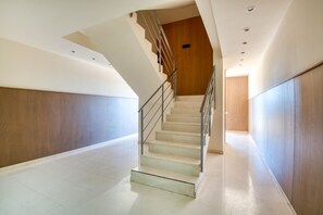 Interior - GUALTA GOLF: Charming apartment located within the Empordà Golf of Gualta. (Gualta)