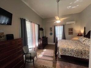 1 bedroom, desk, iron/ironing board, free WiFi