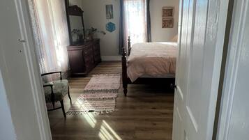 1 makuuhuone, työpöytä, silitysrauta/-lauta, ilmainen Wi-Fi