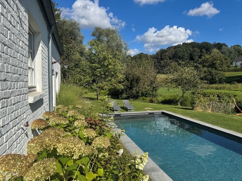 Cottage in an idyllic setting - 4 people - Swimming pool - Wifi