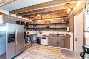 Fridge, microwave, oven, stovetop - Orange Door Barn Apt on the Farm (Asheville)