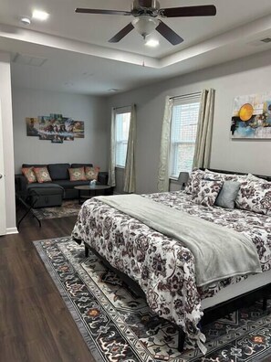 4 Schlafzimmer, Bügeleisen/Bügelbrett, WLAN, Bettwäsche