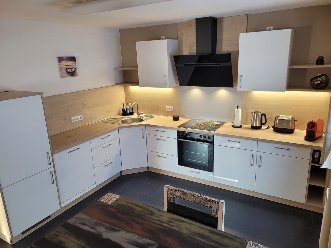 Kühlschrank, Ofen, Herdplatte, Geschirrspüler