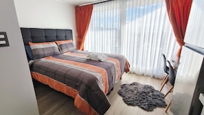 1 bedroom, WiFi, bed sheets, wheelchair access - Modern, impeccable, close to terminals in the city of Temuco. (Temuco)