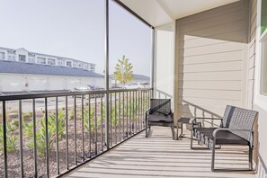 Apartment (1 Bedroom) | Terrace/patio - Landing Near Historic Downtown Melbourne (Melbourne)