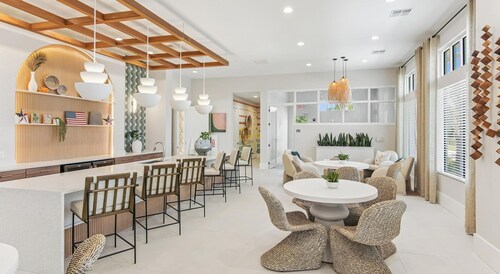 Landing Near Historic Downtown Melbourne