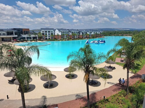 Spectacular Lagoon Facing Apartment at The Blyde