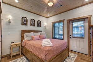 Chalet, letti multipli, idromassaggio, vista giardino (Little Haven Chalet) | 3 camere