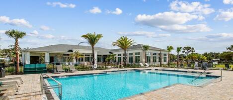 야외 수영장, 일광욕 의자