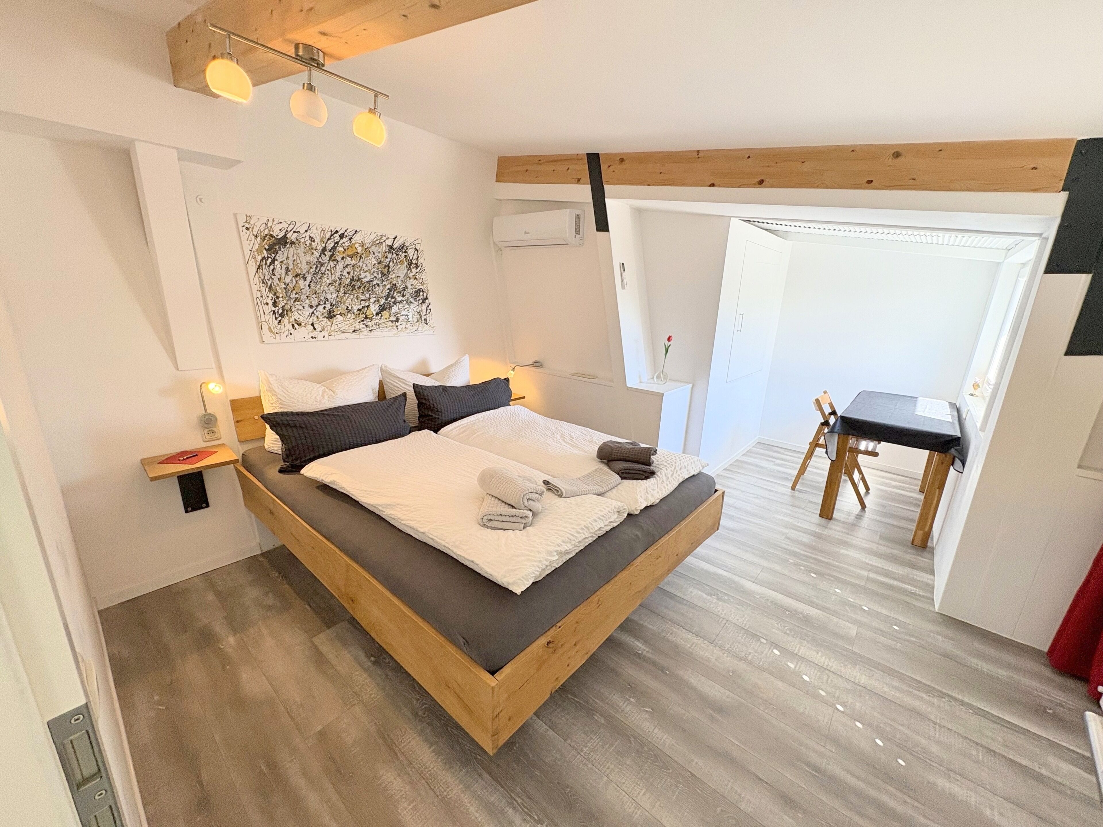 2 habitaciones, cuna de viaje, wifi y ropa de cama 