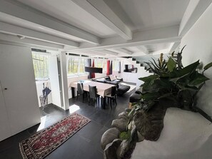 Interior - 15 min. from Lake Constance, spacious loft apartment, roof terrace, pet-friendly (Meersburg)