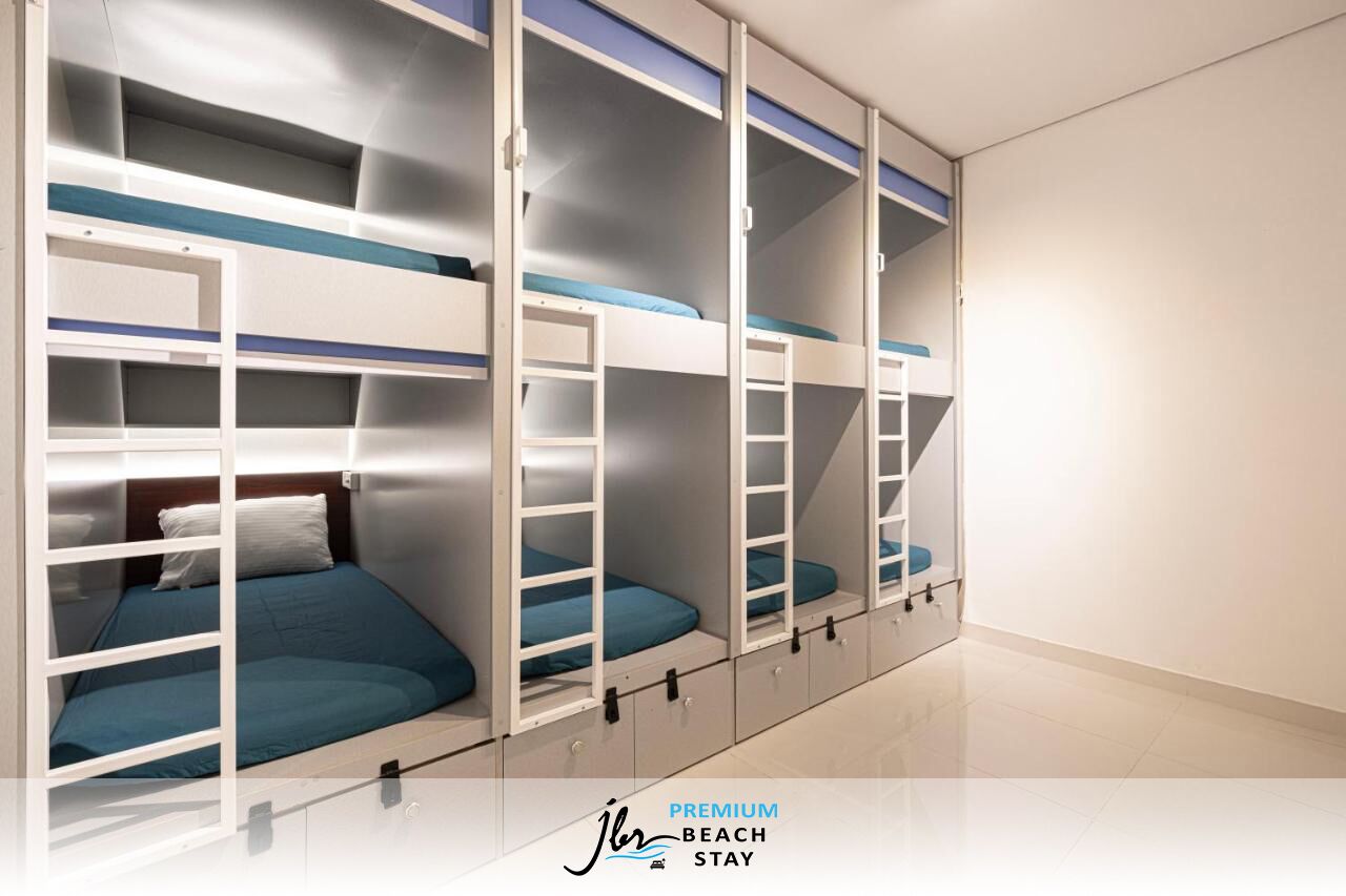 Iron/ironing board, free WiFi