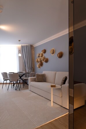 Room - RA - Flores 2 in Oporto (Porto)
