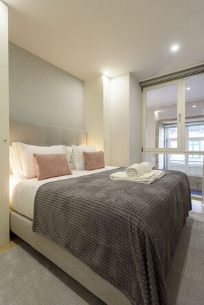 2 bedrooms - RA - S o Jo o 1 in Oporto (Porto)