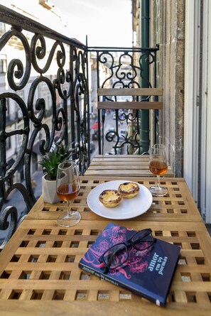 Apartamento, para fumantes | 2 quartos